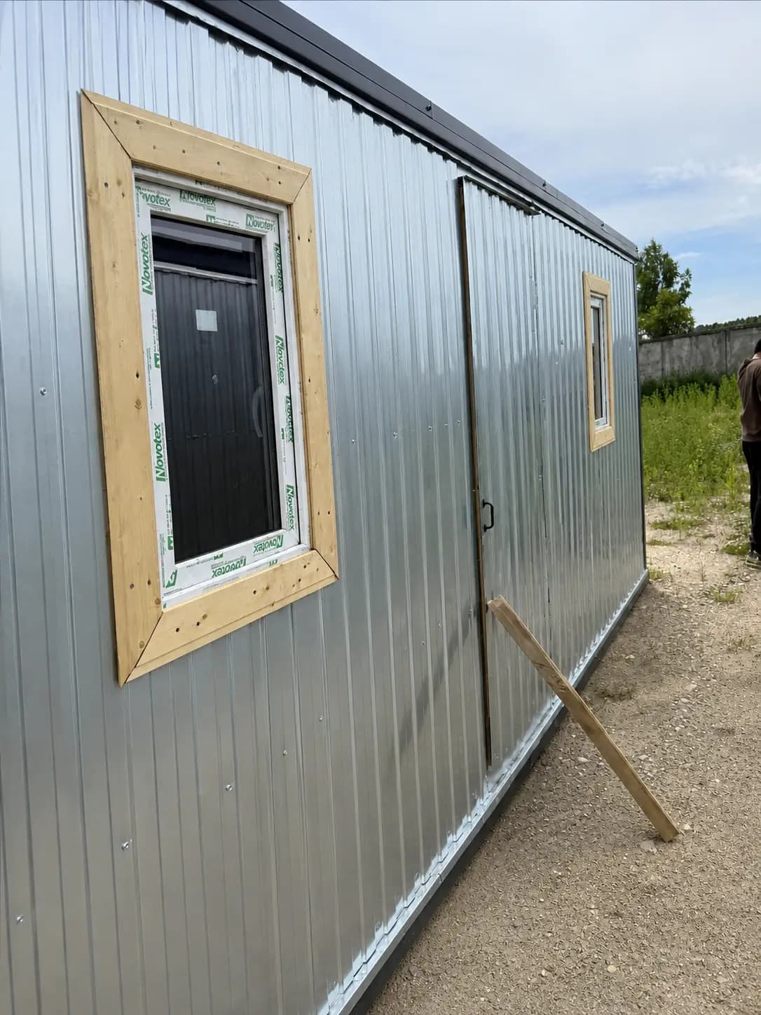 Блок-контейнер 6×2,4 м 
