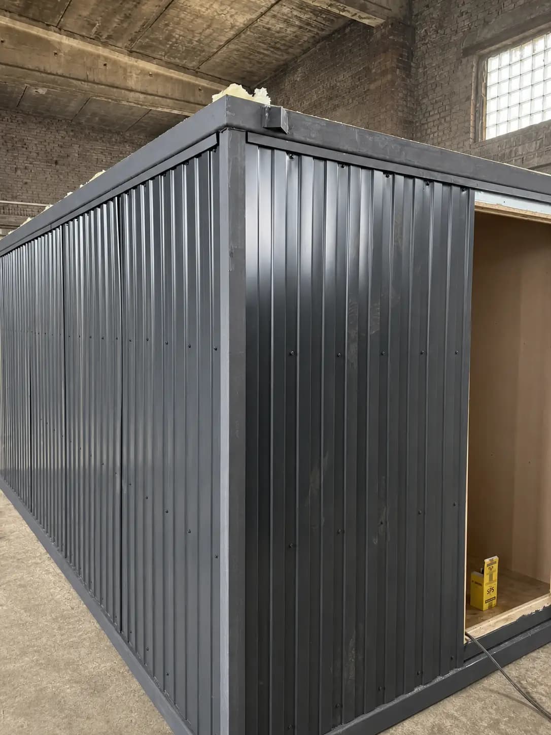 Блок-контейнер 6×2,4 м