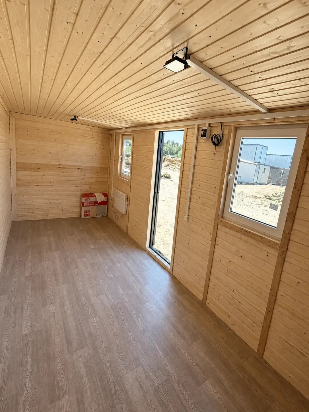 Блок-контейнер 6×2,4 м